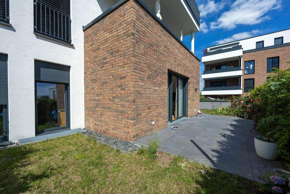 Thumbnail-***5 Min zum S-Bahnhof*** 3 Zimmer Wohnung mit Einbauküche und 123 m² Garten