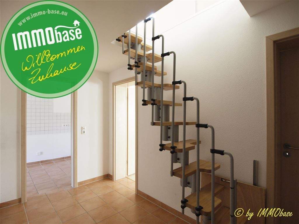 Thumbnail-Ein Schmuckstück im Dachgeschoss mit Einbauküche und Charme!