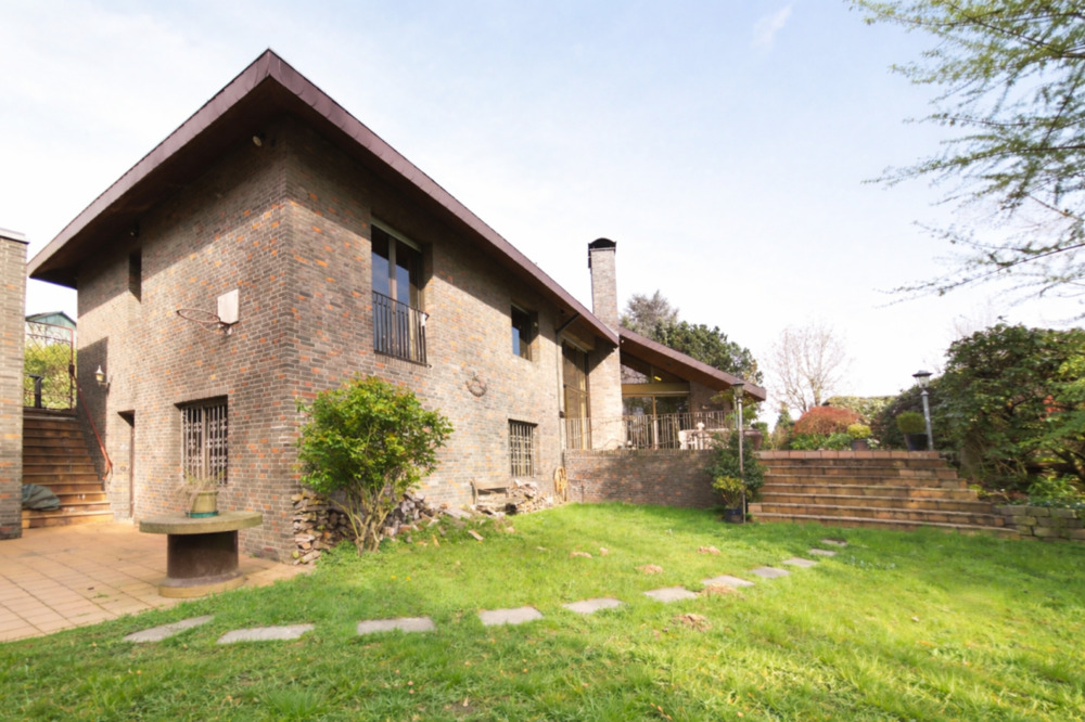 Thumbnail-Großzügiger Bungalow in bevorzugter Lage mit unverbautem Blick