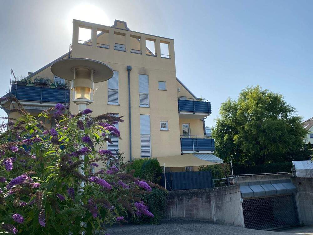 Thumbnail-Gemütliche 3-Zimmer-Wohnung mit Balkon in Langenargen, 1. OG, kein Aufzug, see- und zentrumsnah.