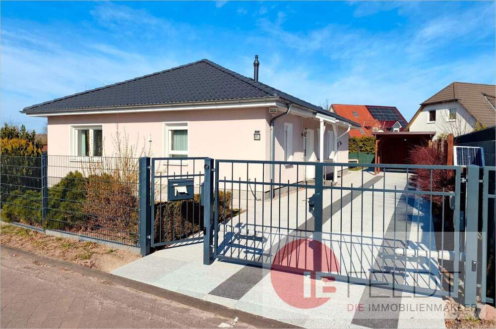 Thumbnail-Komfortabel & altersgerecht: Modernisierter Bungalow mit Terrasse und Garage