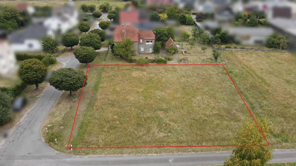 Thumbnail-Riesiges Baugrundstück mit verschiedenen Möglichkeiten in Lage wartet auf Sie!