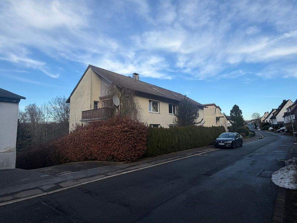 Thumbnail-Mehr als nur ein Zuhause: 3-Familienhaus plus Baugrundstück in Schalksmühle- Heedfeld…