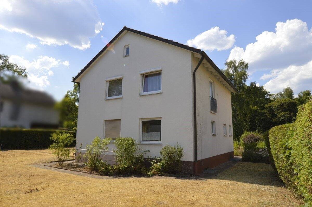 Thumbnail-Einfamilienhaus in Top Lage für die junge Familie Virtueller Rundgang im Web Exposè