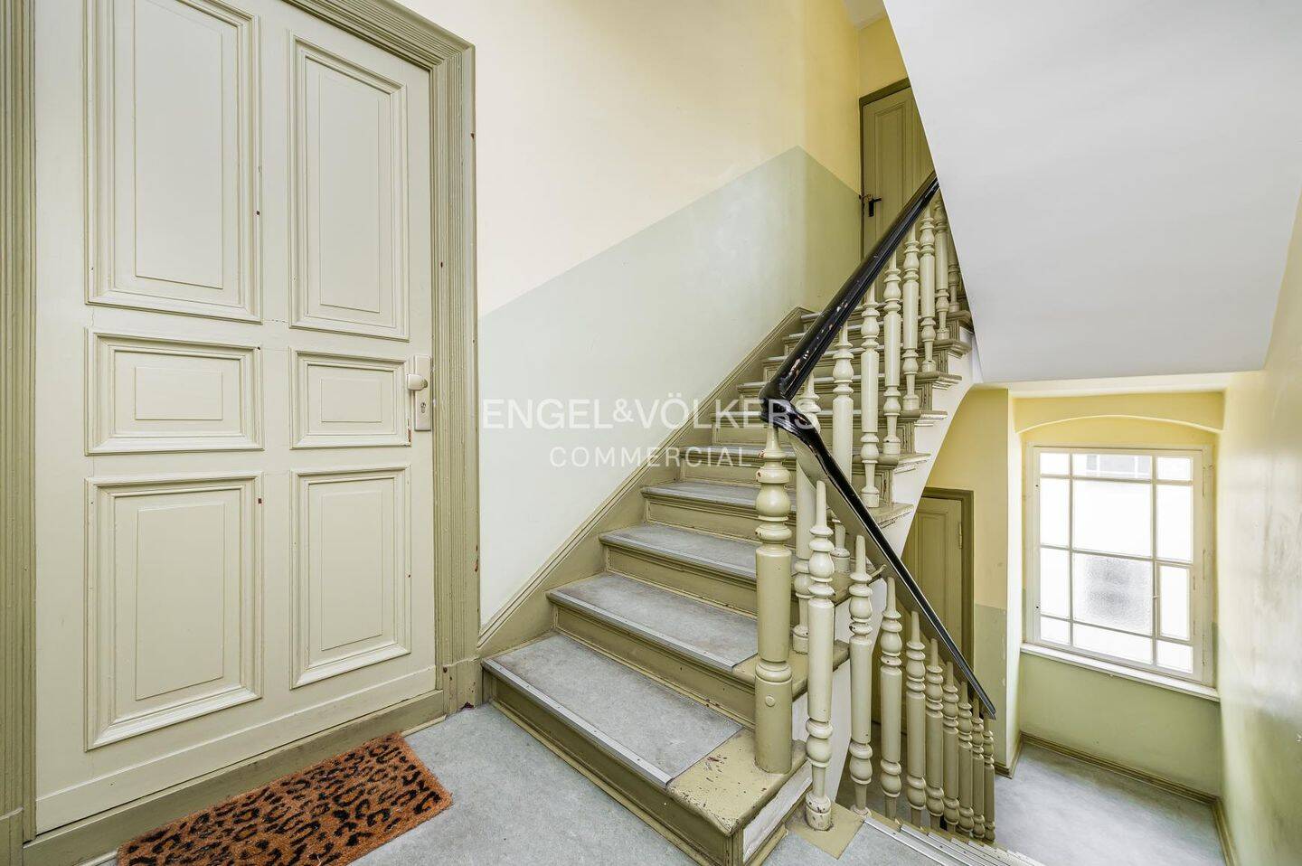 Thumbnail-Wohn- und Geschäftshaus am 