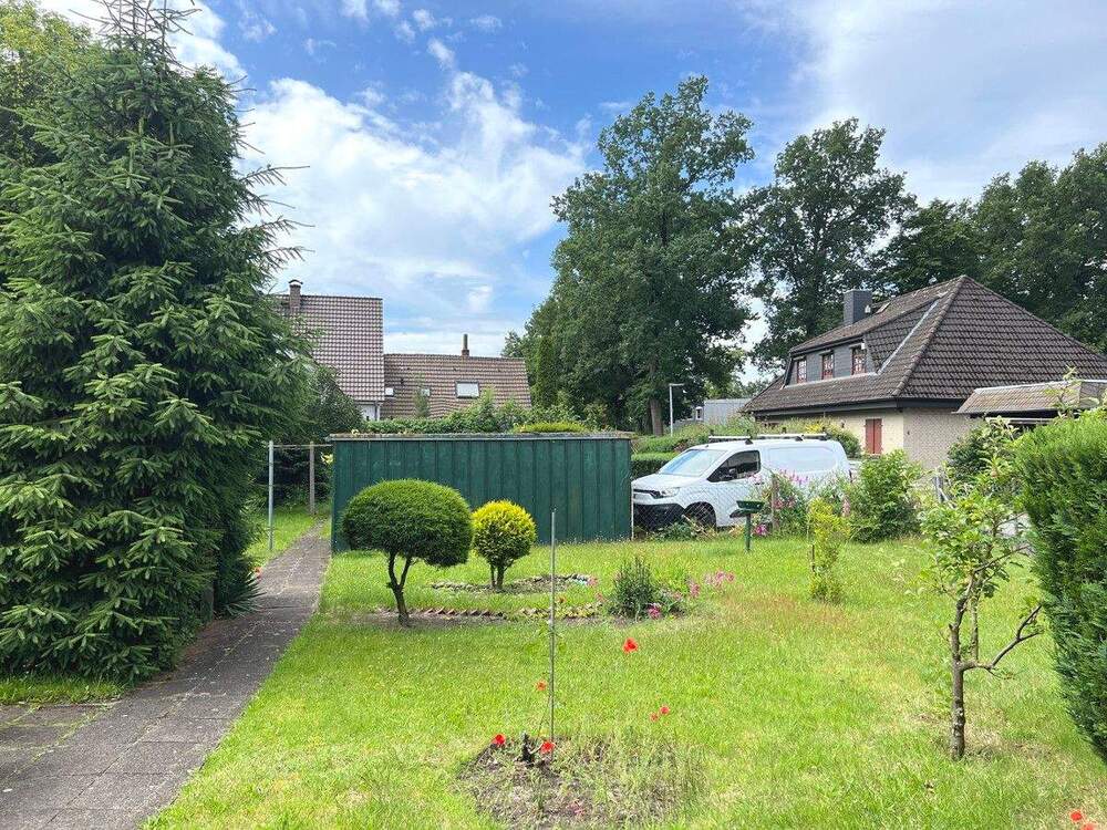 Thumbnail-PURNHAGEN-IMMOBILIEN - Baugrundstück mit Altimmobilie in zentraler Lage von Bremen-Rönnebeck