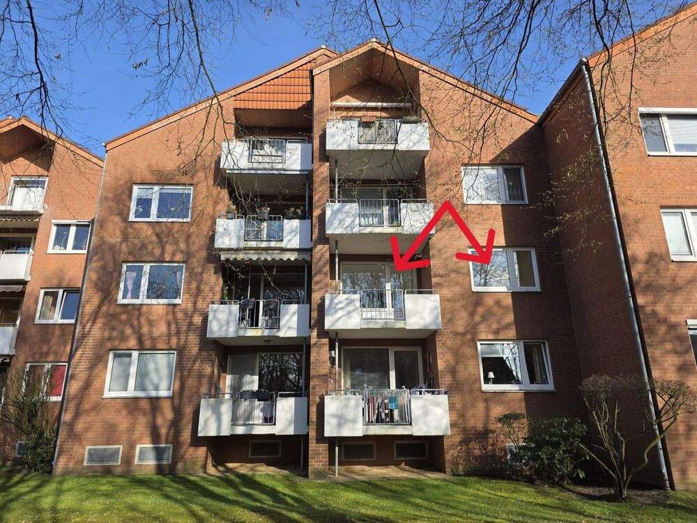 Thumbnail-Freie 2-Zimmer-Wohnung mit Loggia und Kfz-Stellplatz