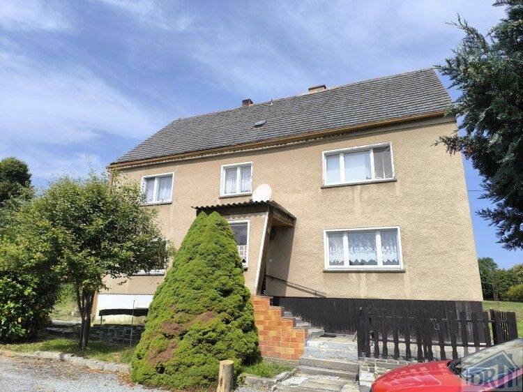 Thumbnail-Einfamilienhaus mit solider Bausubstanz und Modernisierungspotenzial