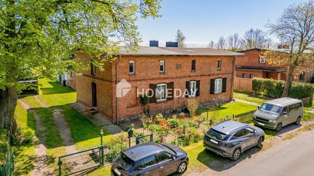 Thumbnail-Historisches Haus mit großem Grundstück samt Scheune, Stallungen und viel Freiraum
