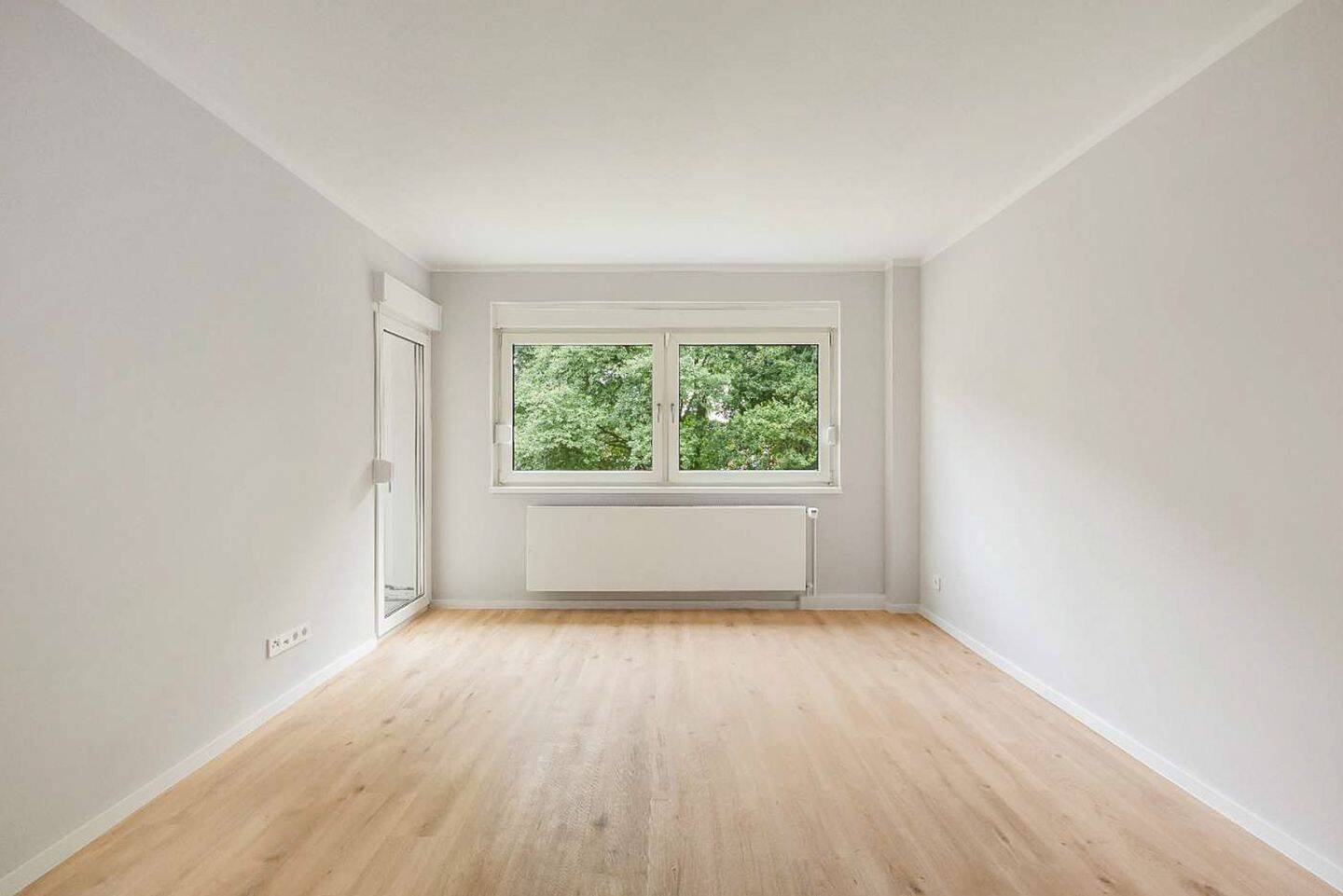 Thumbnail-Sanierte und bezugsfreie 3-Zimmer Wohnung in grüner Lage von Grevenbroich
