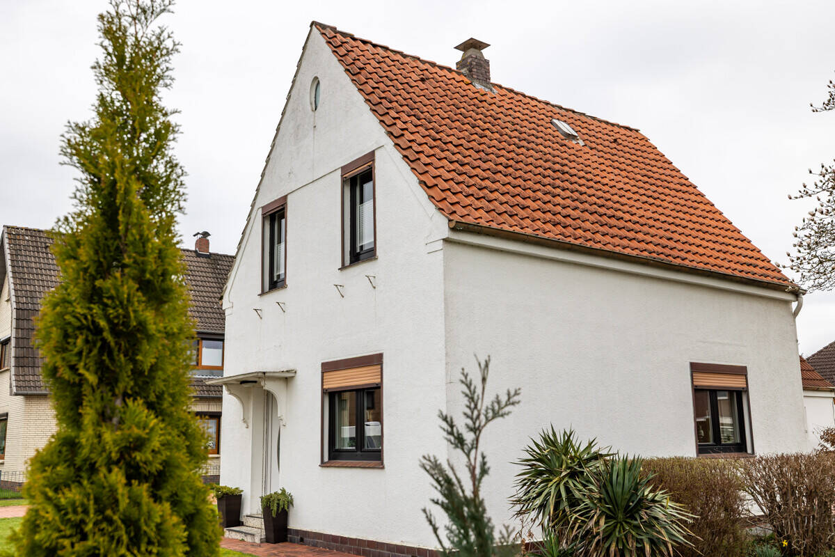 Thumbnail-*** EFH auf großen GRUNDSTÜCK - IDEAL für FAMILIEN und PAARE mit viel ENTFALTUNGSMÖGLICHKEIT ***