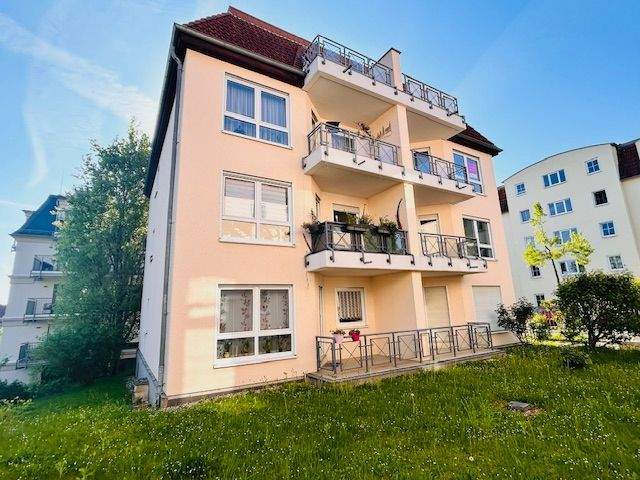 Thumbnail-Schöne 2 Zimmer Wohnung im 1.OG mit Balkon