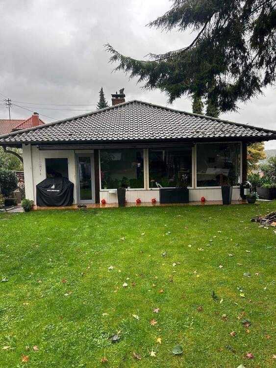 Thumbnail-Freistehendes Komforthaus mit ELW, Wintergarten, Gartenterrasse, Garten und Doppelgarage (+Tor-Zufahrt Rückseite) in Freisen Oberkirchen