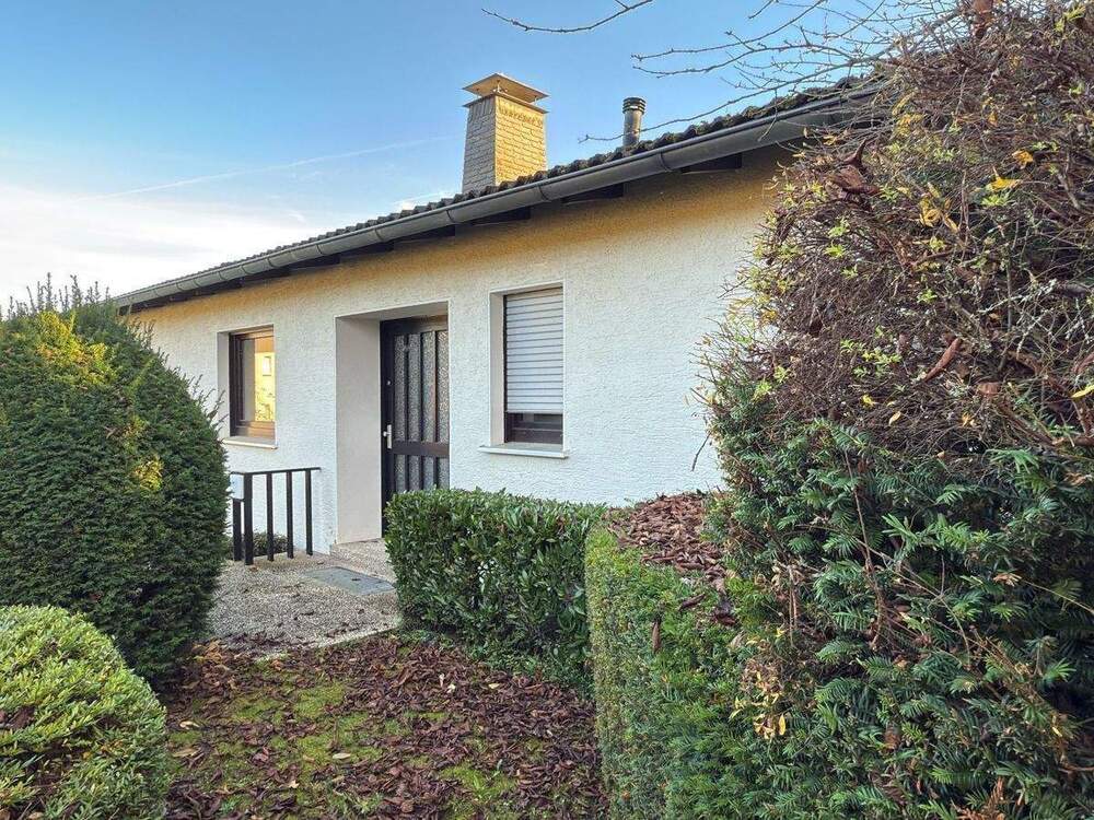 Thumbnail-Freistehendes Einfamilienhaus