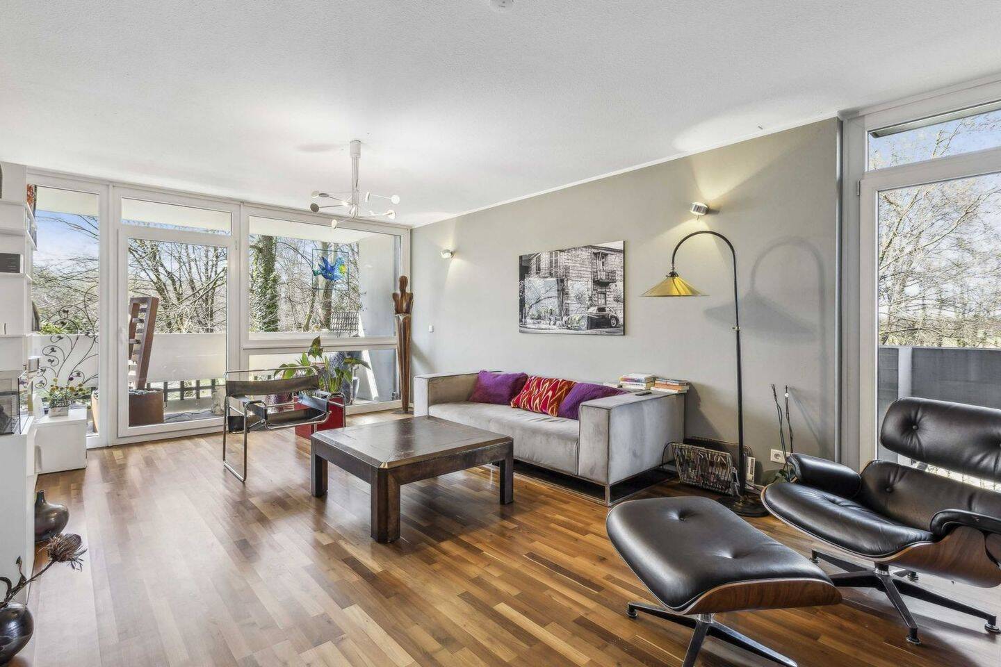 Thumbnail-Ruhige 4 Zimmer Designerwohnung mit Balkon und Blick ins Grüne!