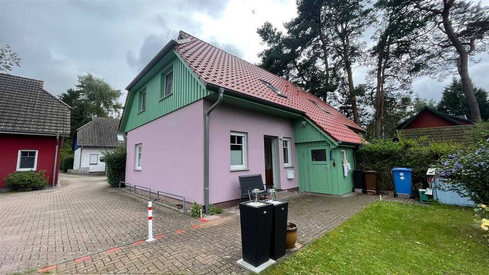 Thumbnail-Doppelhaushälfte in besonderer Lage in Prerow*Privatsphäre*eigener Stellplatz*Südterrasse