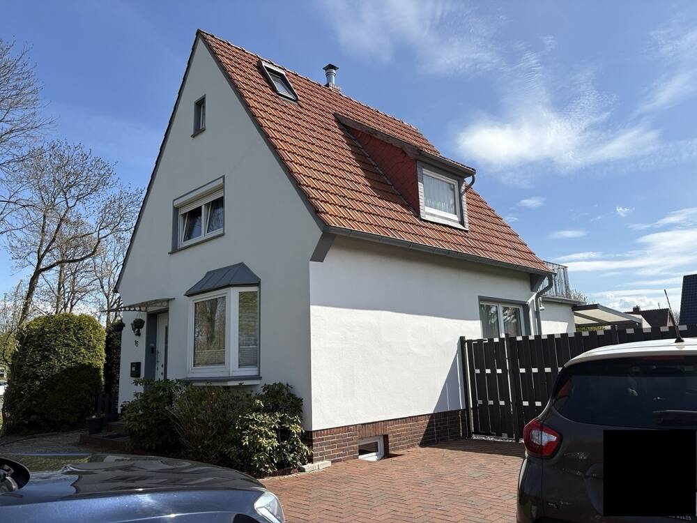 Thumbnail-Modernisiertes Einfamilienhaus mit großem Südgrundstück in beliebter Lage