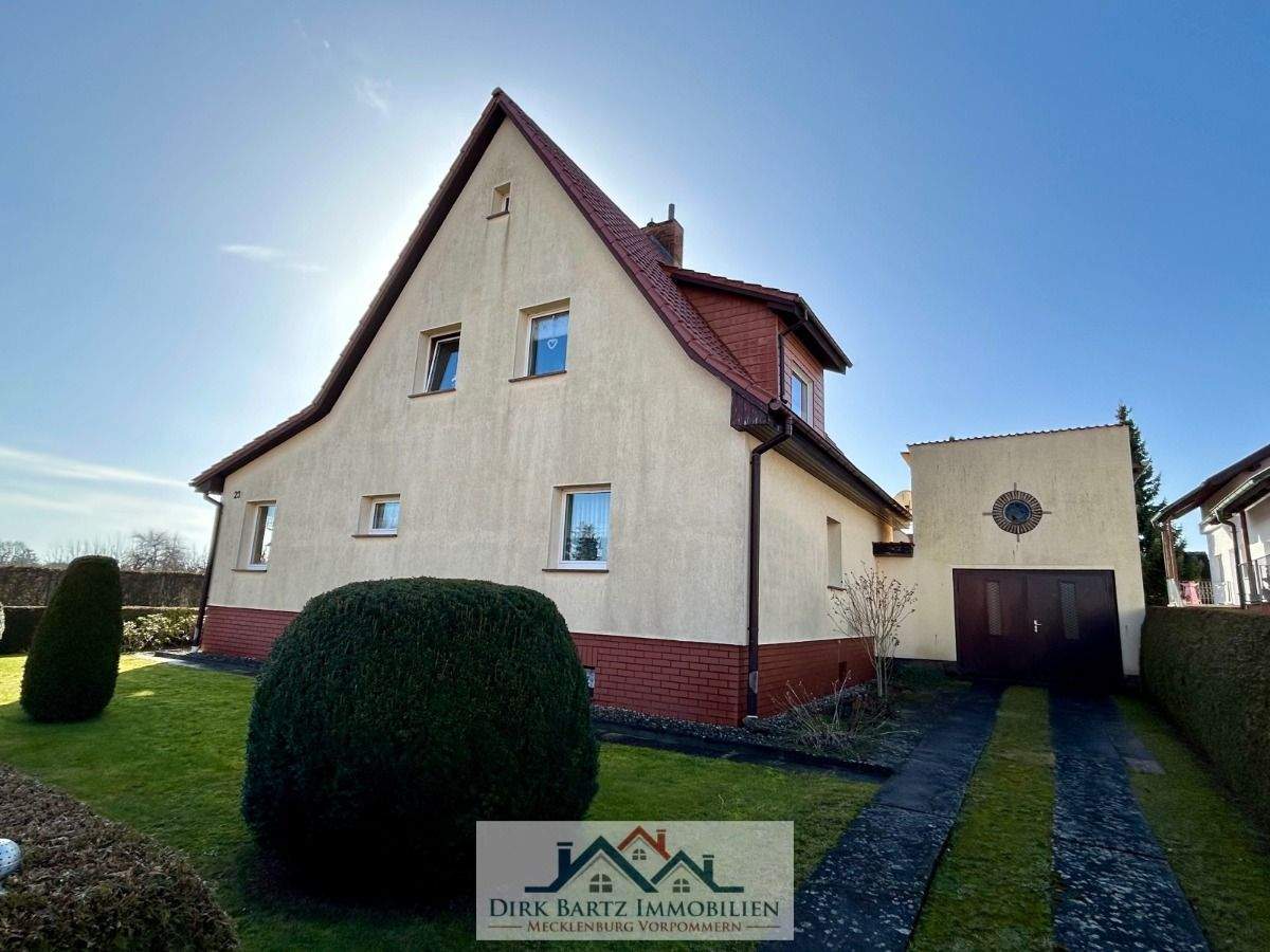 Thumbnail-Gepflegtes Einfamilienhaus in ruhiger Lage von Demmin.