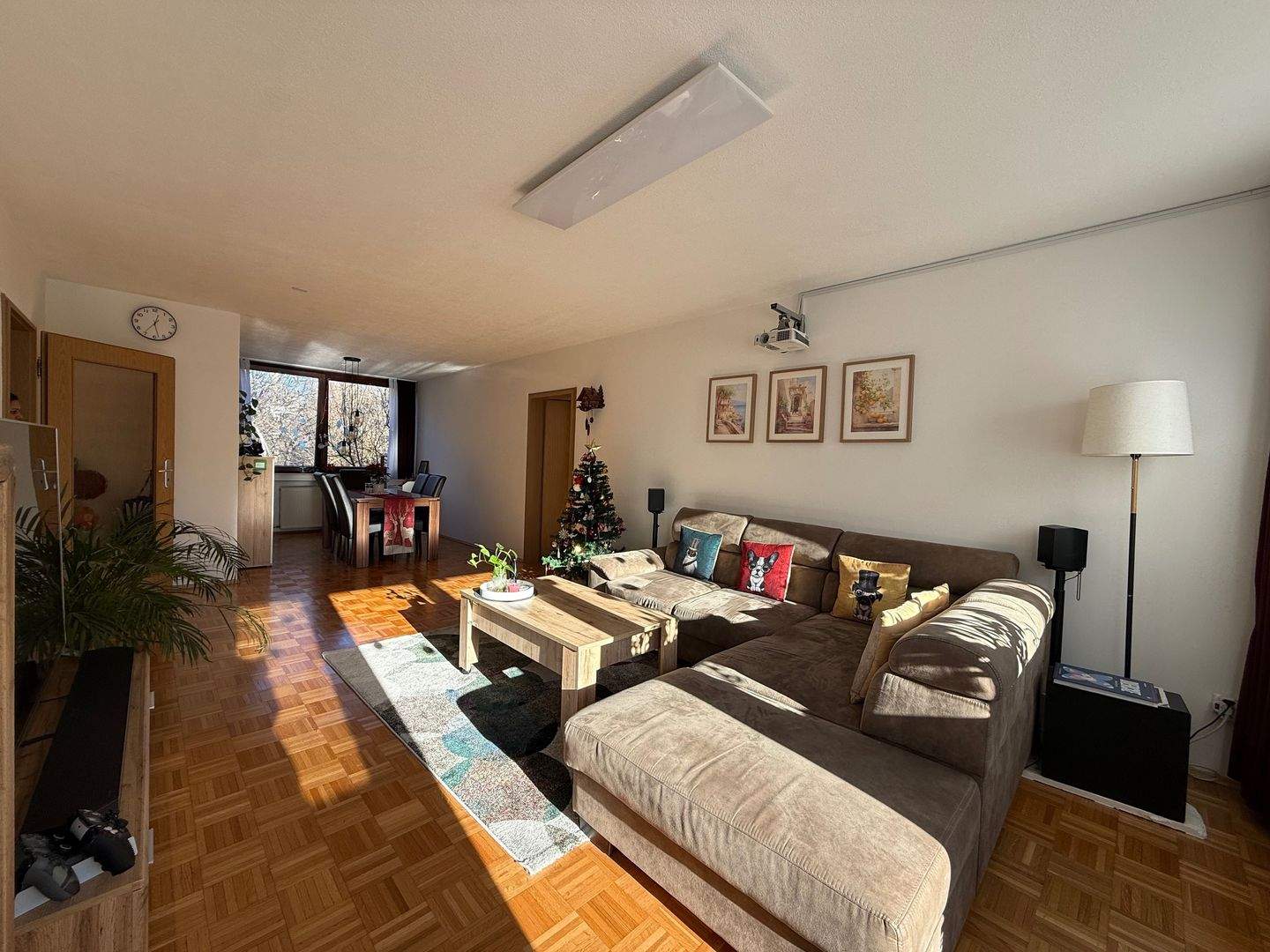 Thumbnail-Sonnige & geräumige 3-Zimmer-Wohnung direkt am Park mit großem Balkon und individuellem Potenzial