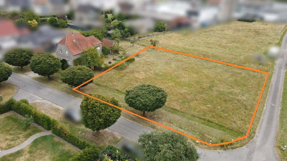 Thumbnail-Jetzt zuschlagen! Riesiges Baugrundstück mit verschiedenen Möglichkeiten im Ortsteil von Lage