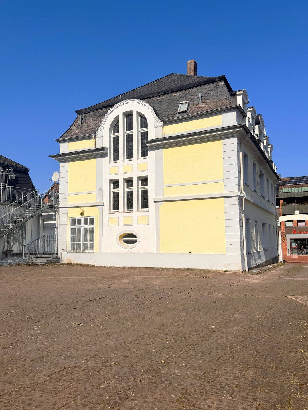 Thumbnail-RUDNICK bietet FILETSTÜCK ZUM FAIREN PREIS PROV.FREI Teil eines ehem. Hotel + ggf. BÜRO WOHNEN mgl.