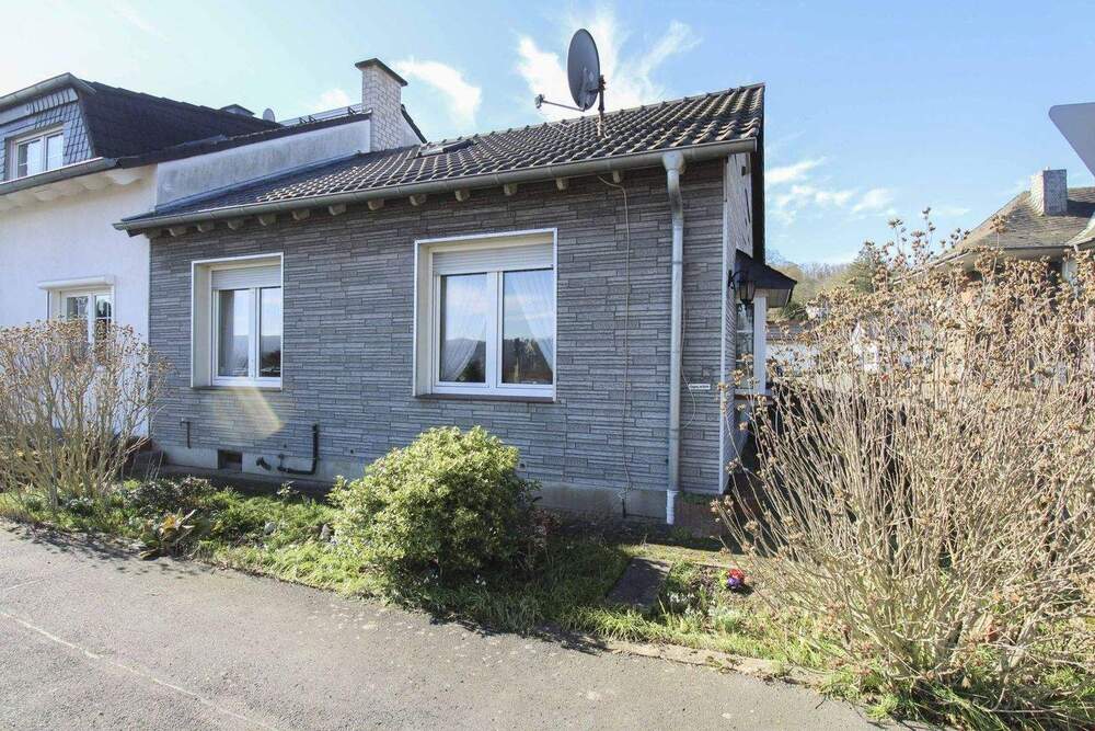 Thumbnail-Vermietetes und gepflegtes Haus in Rheinnähe in Bad Godesberg - Mehlem