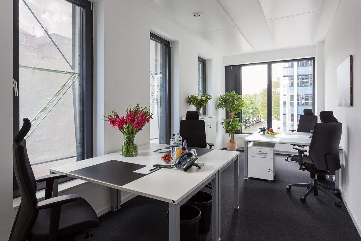 Thumbnail-Modern ausgestatteter Büroraum XL in Top-Innenstadtlage - sofort verfügbar