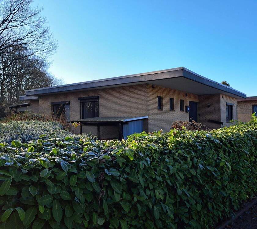 Thumbnail-*** Provisionsfrei für den Erwerber *** schönes Domizil in Stade für die größere Familie ...