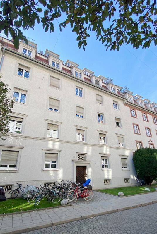 Thumbnail-Möblierte 3-Zimmer-Hochparterrewohnung mit Balkon in München-Laim – befristete Vermietung auf 2 Jahre