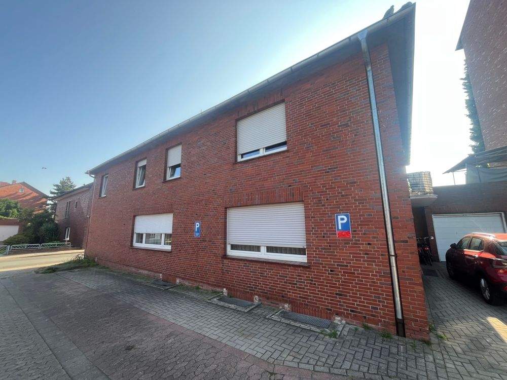 Thumbnail-Wohn- und Geschäftshaus in Zentraler Lage