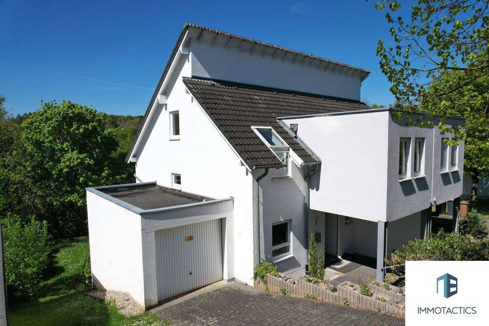 Thumbnail-Ca. 143 m² große Doppelhaushälfte in ruhiger Feldrandlage u. Kindergarten in fußläufiger Nähe