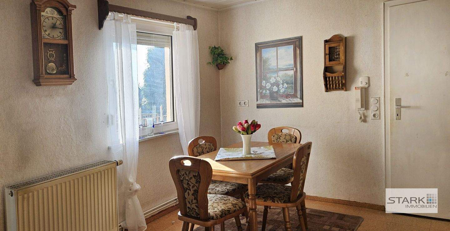 Thumbnail-Familienhaus - für ein oder zwei Familien ideal - mit herrlichem Garten!