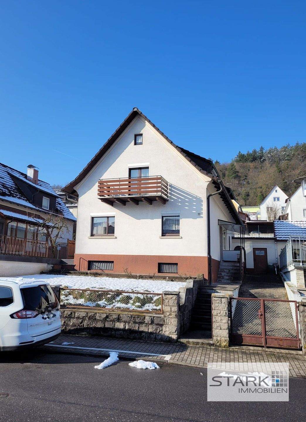 Thumbnail-Familienhaus - durch einen Anbau haben Sie Platz für die große Familie oder für Generationen!