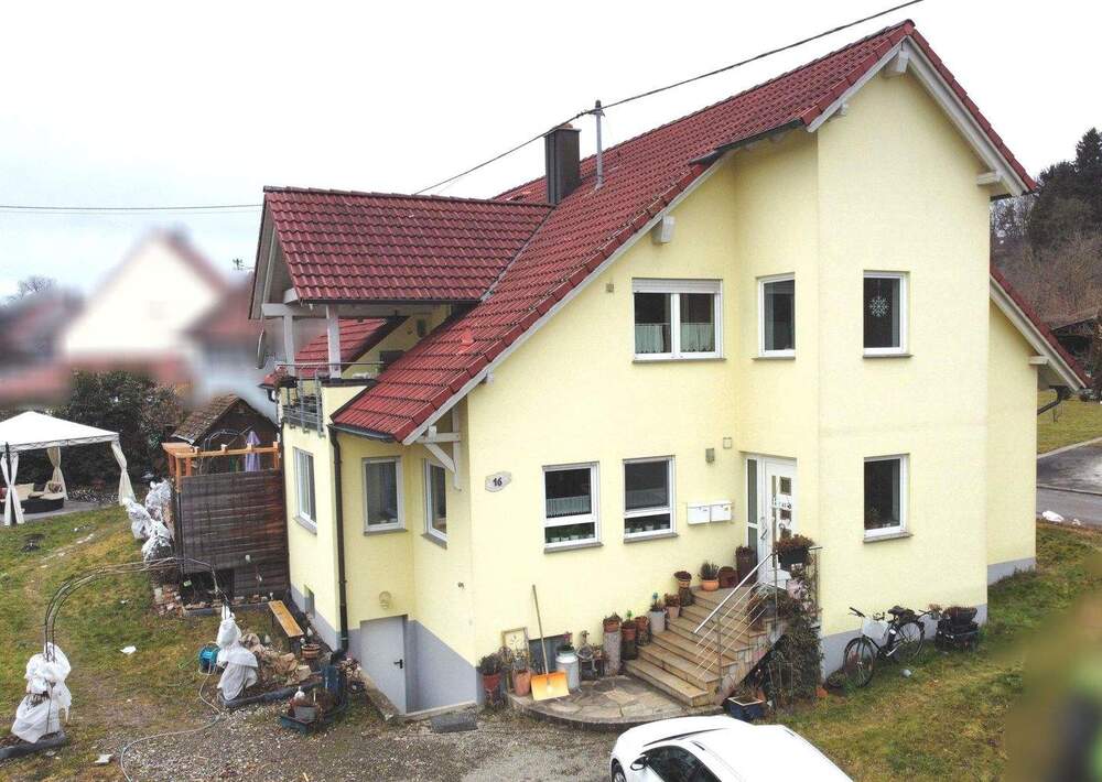 Thumbnail-Raum für Familie & Zukunft - Großzügiges Zweifamilienhaus