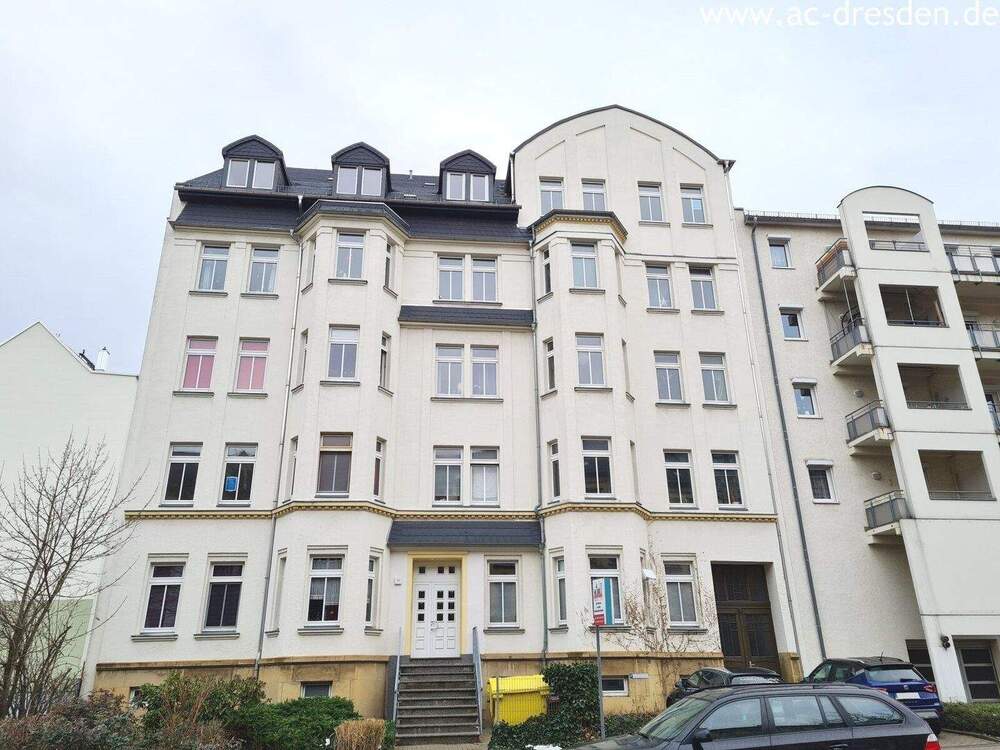 Thumbnail-Ansprechende 2-Raum-Wohnung mit Balkon in einem liebevoll kernsanierten Gründerzeithaus im Lutherviertel