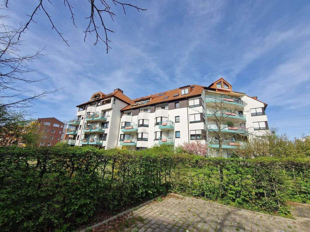 Thumbnail-Leer werdend & Provisionsfrei - Gepflegte 3-Raum-Wohung inkl. Tiefgaragenstellplatz