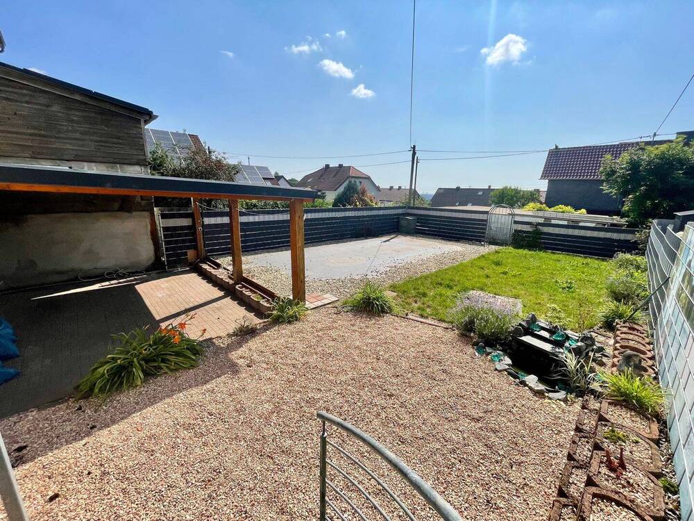 Thumbnail-Großzügiges Familienhaus mit Garten in ruhiger Sackgasse !