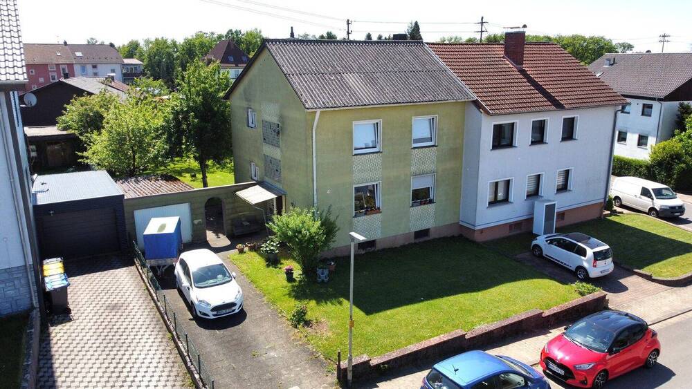 Thumbnail-Zweifamilienhaus mit Garten in ruhiger Lage
