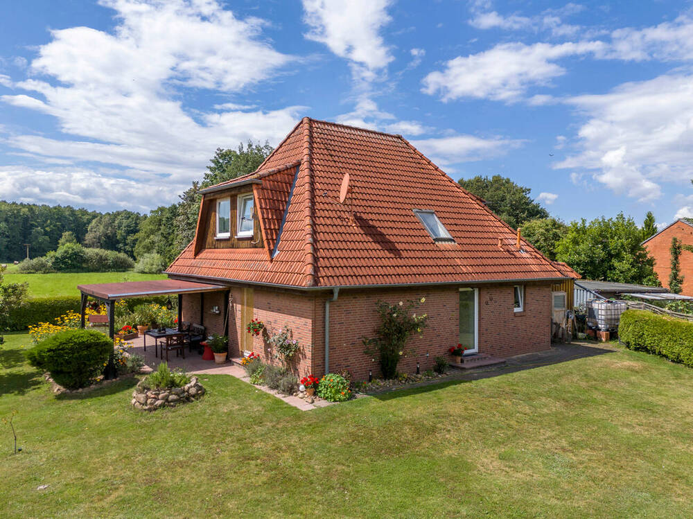 Thumbnail-Einfamilienhaus in Dahlem mit Carport & Blick ins Grüne