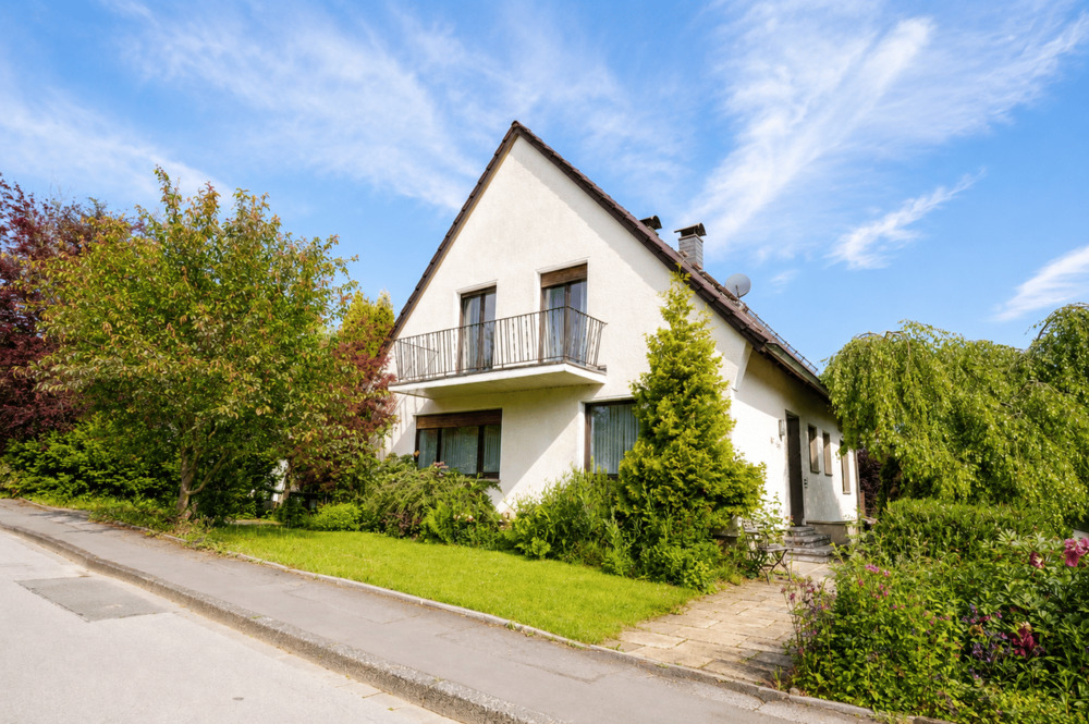 Thumbnail-Freistehendes, ca. 150 m² großes Einfamilienhaus mit 5 Schlafzimmern auf einem 988 m² Grundstück