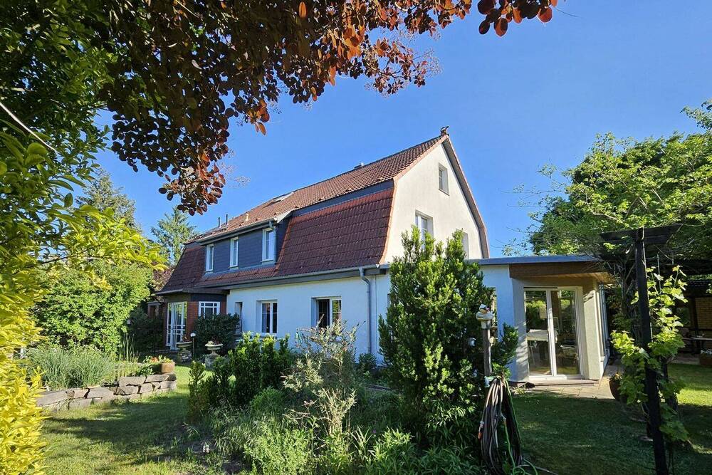 Thumbnail-Mehr Platz fürs Leben: Großzügiges Familienanwesen mit Einliegerwohnung auf über 1.857 m² Grundstück
