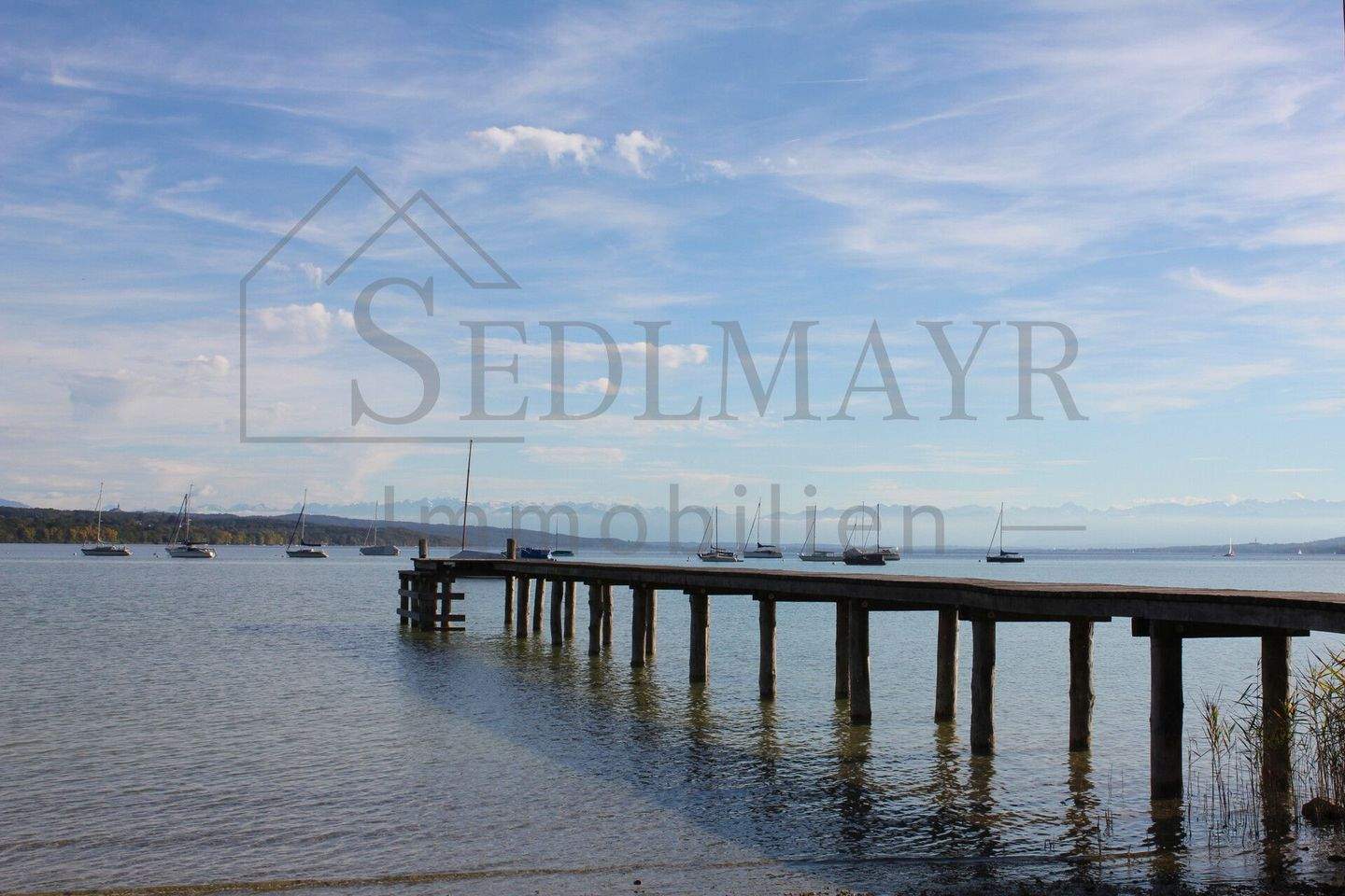 Thumbnail-RESERVIERT: Einfamilienhaus - Ein Juwel mit viel Potenzial!