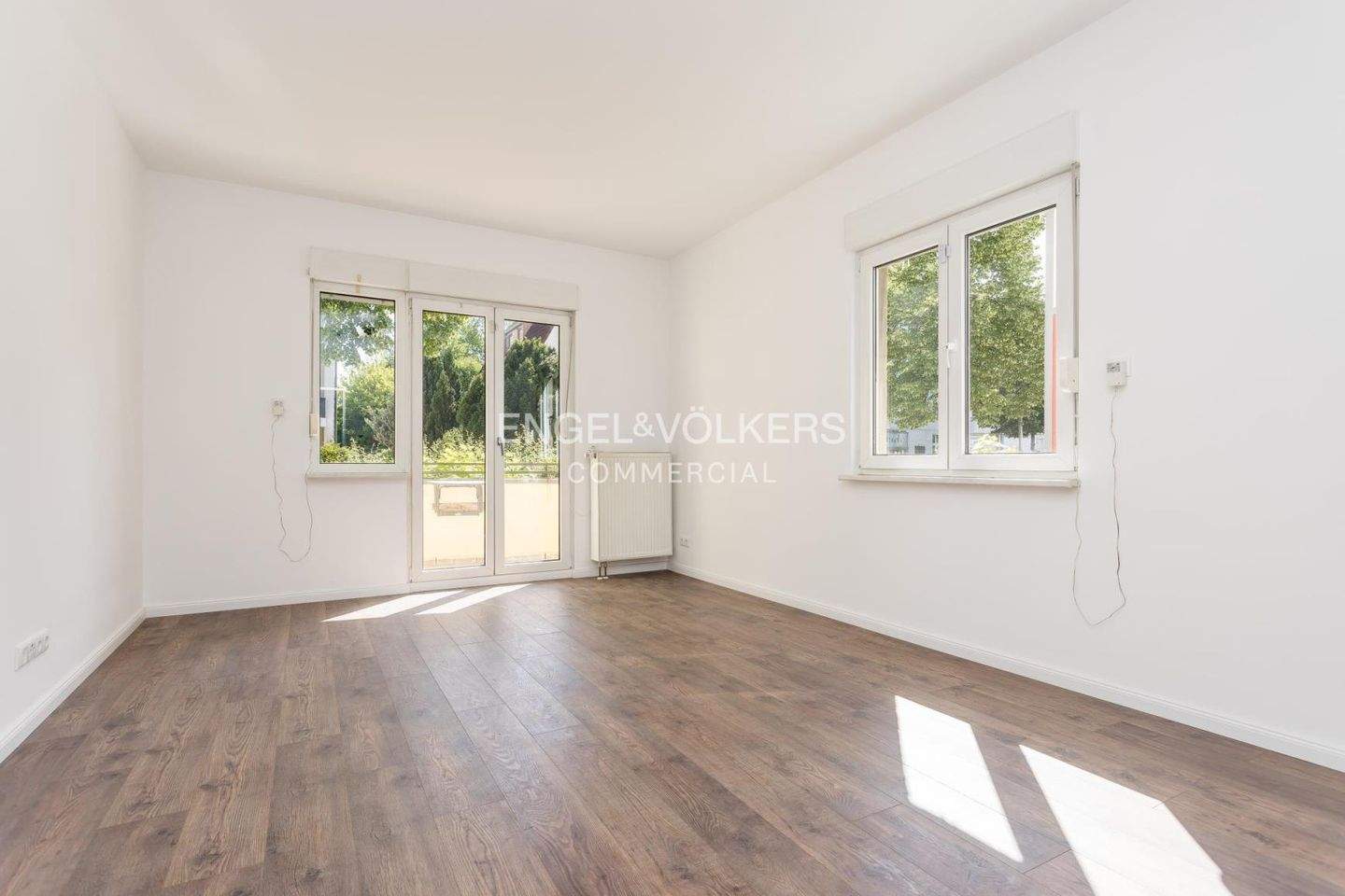 Thumbnail-Gepflegtes Mehrfamilienhaus in zentraler Lage in Lichtenrade