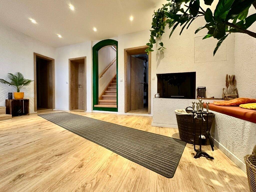 Thumbnail-Ideal für Unternehmer !!! Staunen - Verlieben - Einziehen - Wohlfühlen Modern möbliertes Bauernhaus mit Geschichte - die besondere Immobilie