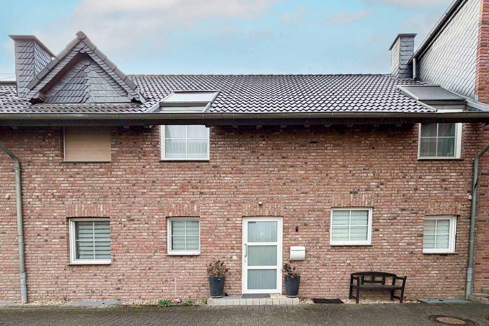 Thumbnail-Charmantes Reihenhaus im historischen Woltershof in Rheidt- Modernes Wohnen mit viel Platz