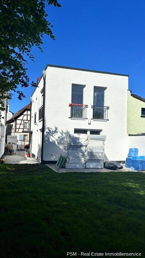Thumbnail-10332 - Modernes sanierte DHH mit Anbau und Garten in Mühlheim