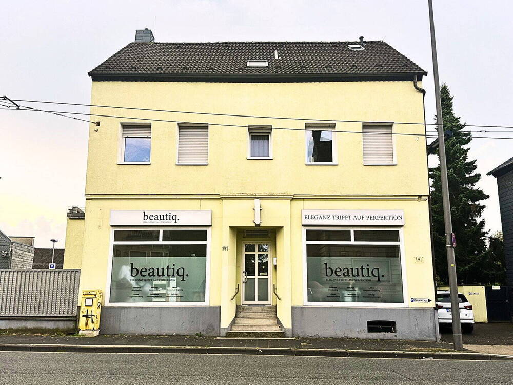 Thumbnail-Provisionsfrei: Saniertes Mehrfamilienhaus mit Ladenlokal mit 32.500 € Jahresmiete