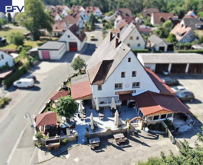 Thumbnail-Fränkisches Haus mit 3 Wohnungen und Möglichkeit zum 6-Familien-Haus