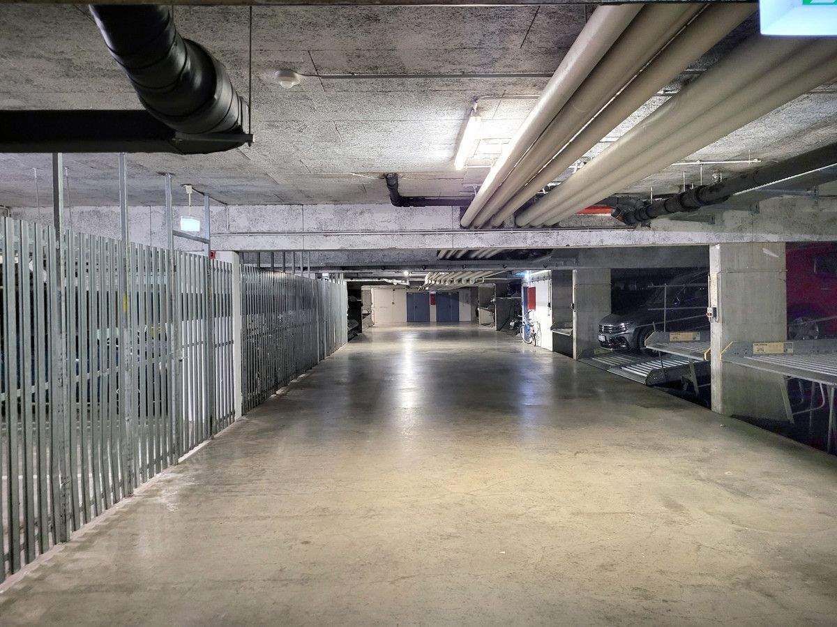 Thumbnail-Zwei Duplexstellplätze in Dresden zu erwerben - Schützen Sie Ihr Geld!