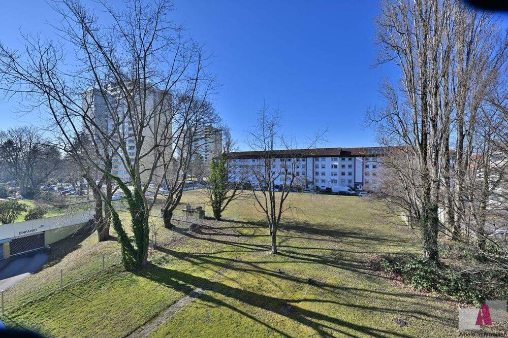 Thumbnail-Ideal für Hobby-Handwerker: Renovierungsbed. 4-Zimmer-Wohnung in Weil am Rhein